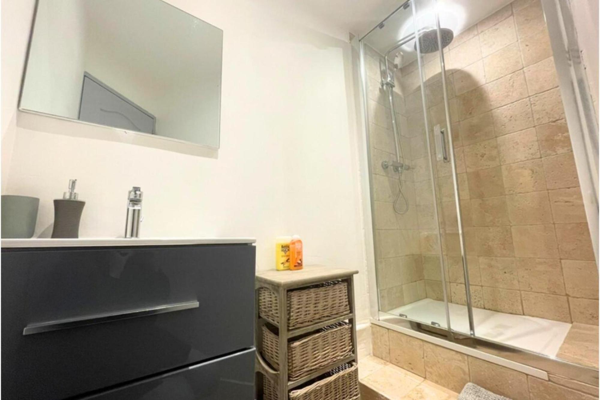 2 Bedrooms 2 Bathrooms 1 Min Palais & Beaches Канны Экстерьер фото